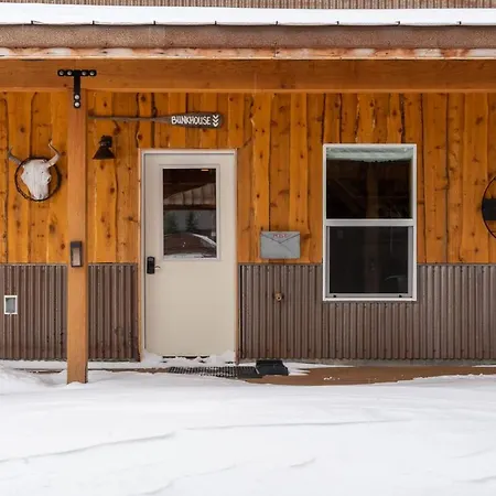 Bunkhouse Villa
